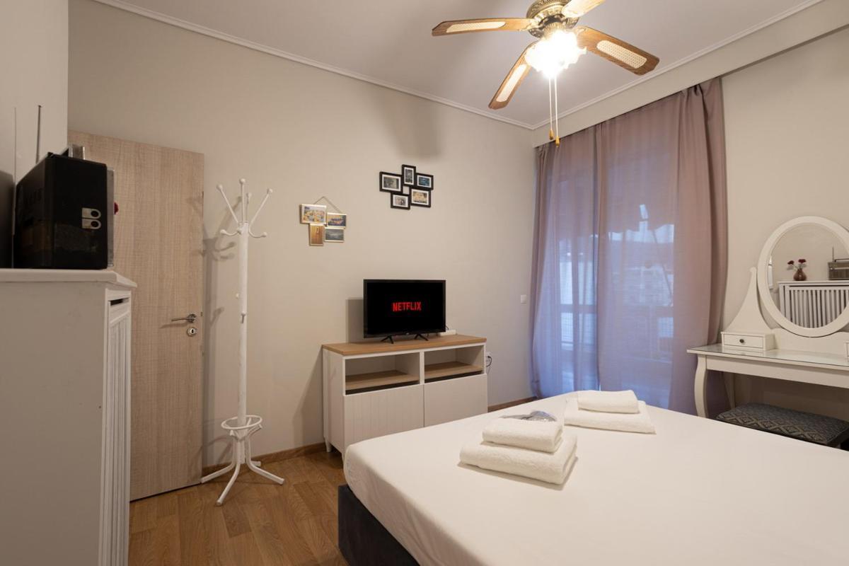 Glyfada Golf Fourth Floor Apartment Athén Kültér fotó